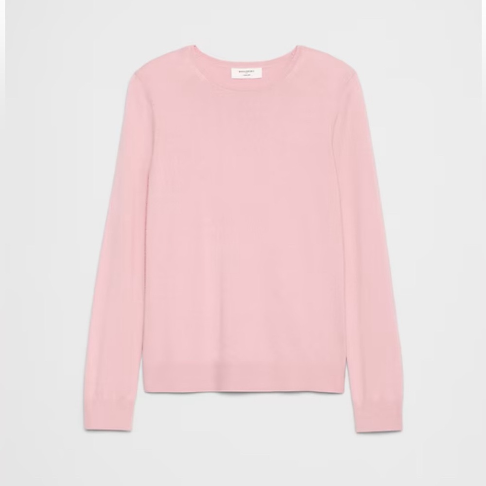Banana Republic Factory crew neck forever sweater- Light Pink